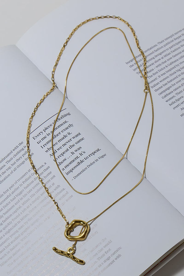 GOLD PLATED O-SHAPED NECKLACE