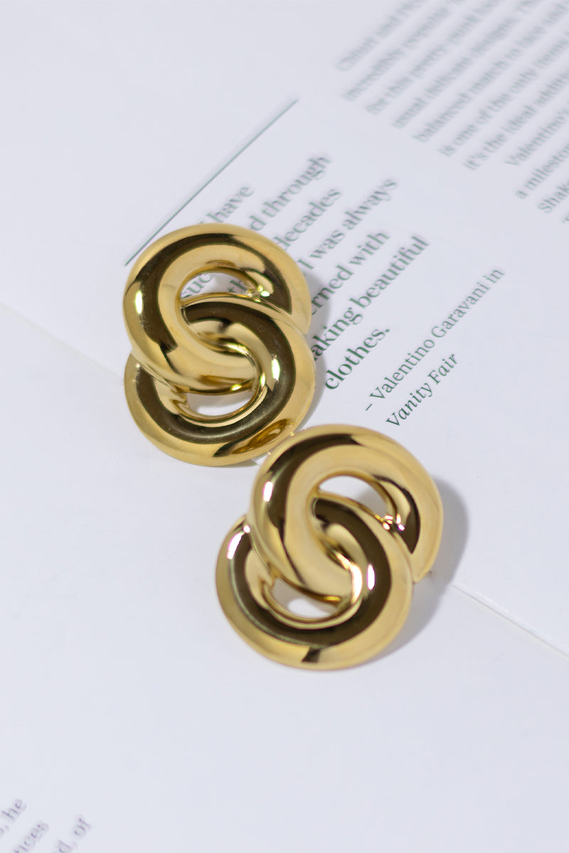 GOLD PLATED EIGHT EARRINGS