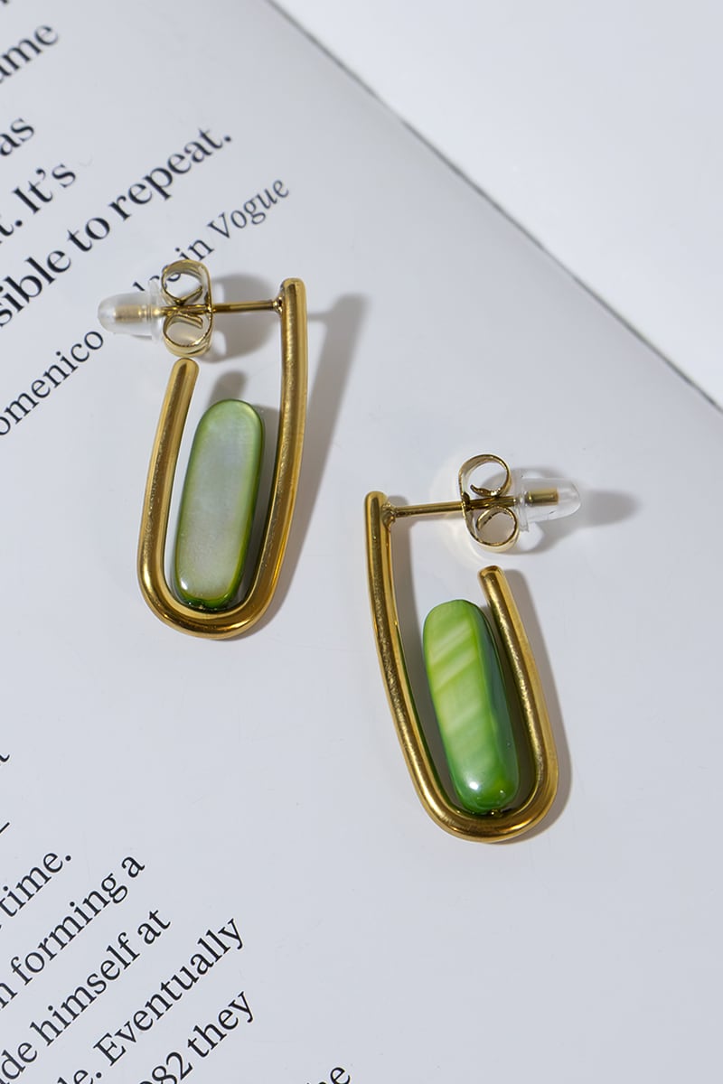 GOLD PLATED GREEN STONE EARRINGS