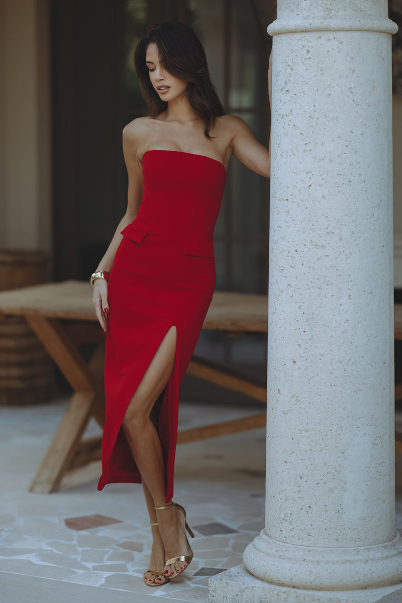 NIKKI STRAPLESS MIDI DRESS - DEEP RED