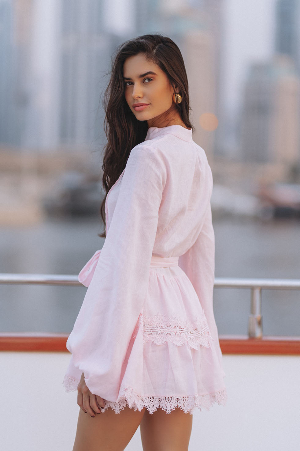 AURELIE LACE TRIM LINEN MINI DRESS - PINK – CHIC LE FRIQUE