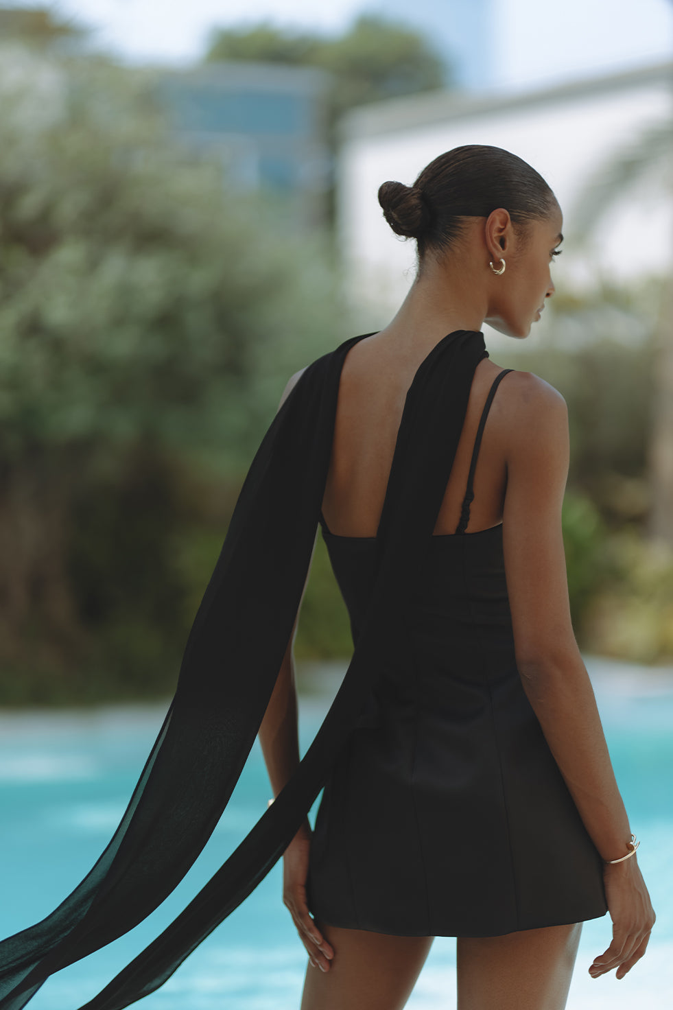 ELARA HOURGLASS MINI DRESS - BLACK – CHIC LE FRIQUE