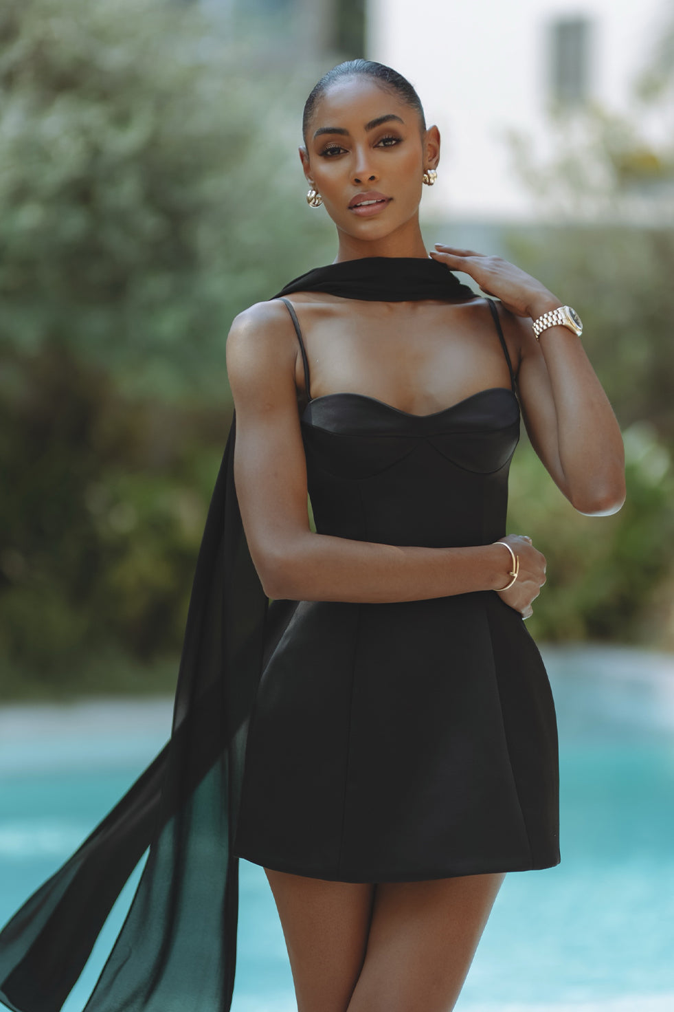ELARA HOURGLASS MINI DRESS - BLACK – CHIC LE FRIQUE