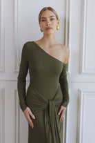 BIANCA ONE SHOULDER MAXI DRESS - ARMY GREEN CHIC LE FRIQUE BIANCA ONE SHOULDER MAXI DRESS - ARMY GREEN CHIC LE FRIQUE