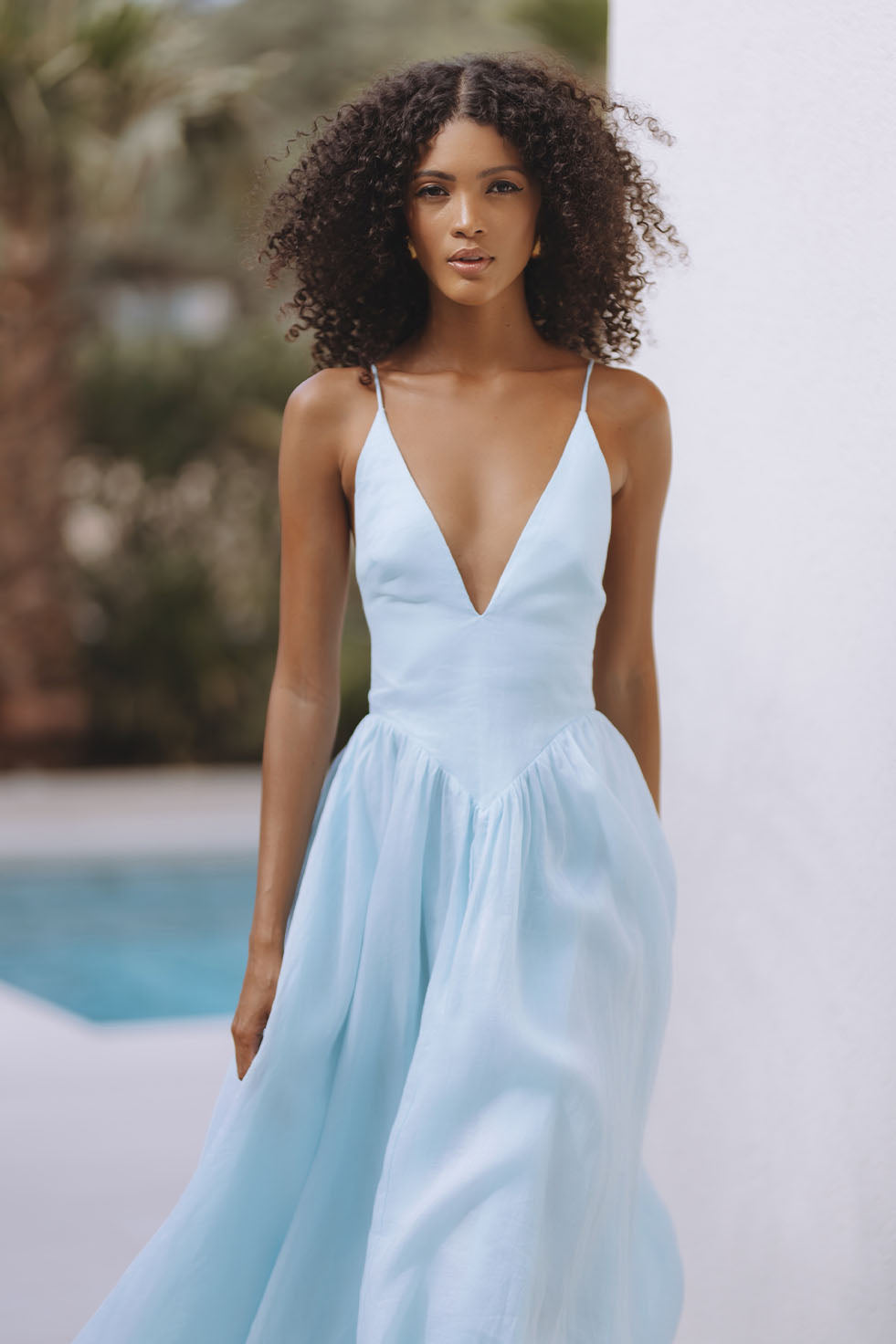 ARLETHA HALTER MAXI DRESS - SOFT BLUE CHIC LE FRIQUE ARLETHA HALTER MAXI DRESS - SOFT BLUE CHIC LE FRIQUE