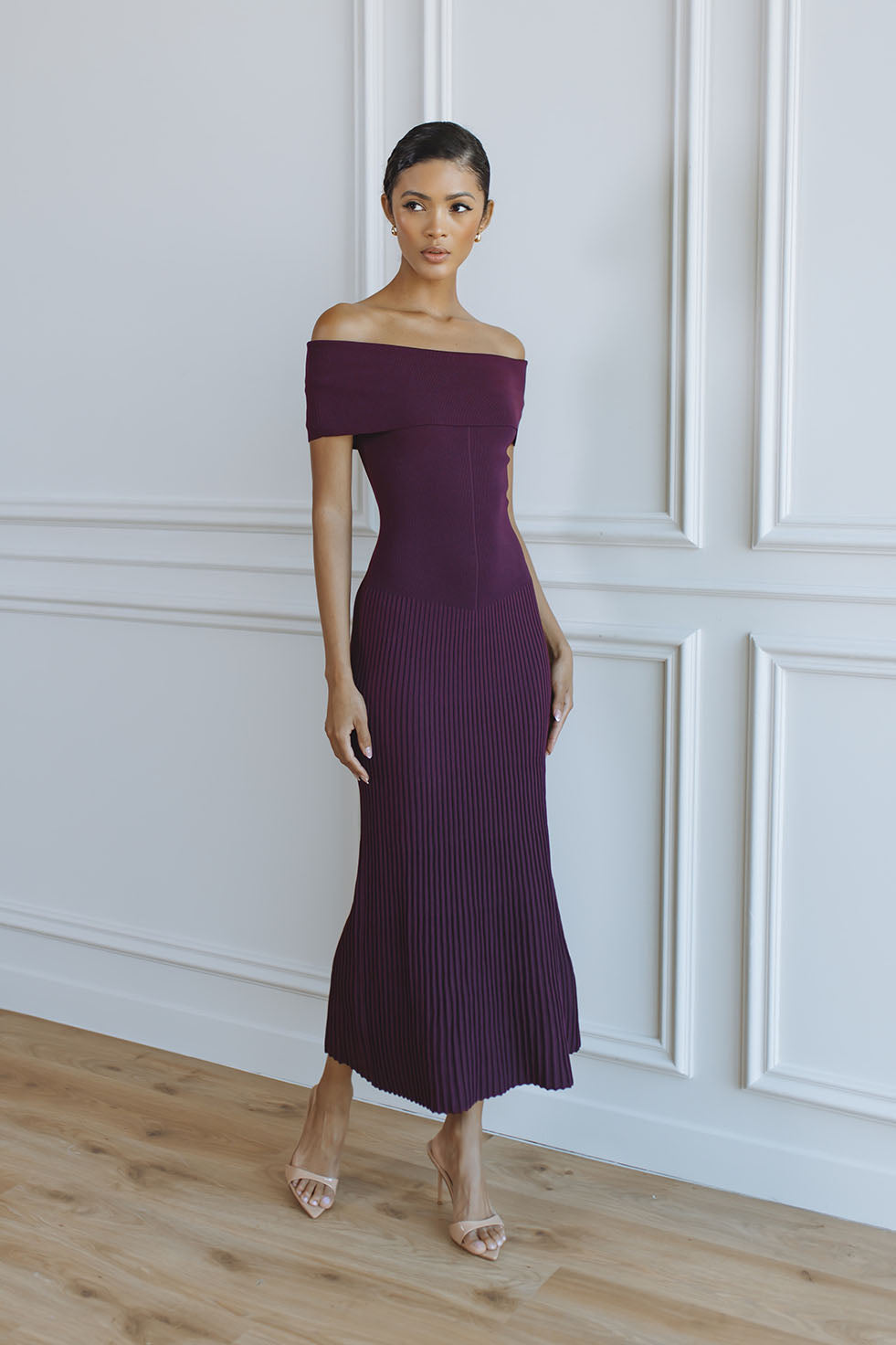 HARRO PLEATED KNIT DRESS - DEEP PLUM CHIC LE FRIQUE HARRO PLEATED KNIT DRESS - DEEP PLUM CHIC LE FRIQUE