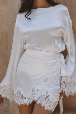 LOULA SATIN LACE SKIRT - OFF WHITE