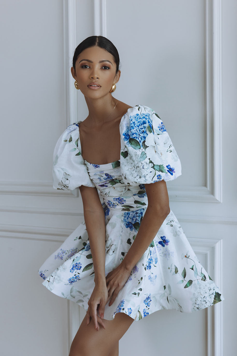 MIMI LINEN MINI DRESS - JARDIN BLEU – CHIC LE FRIQUE
